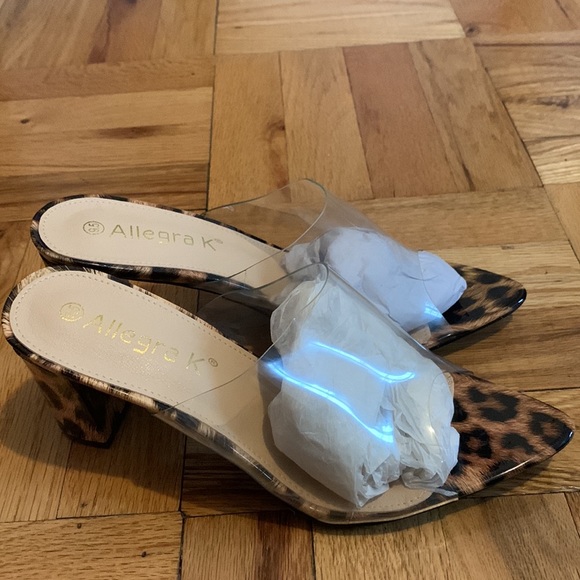 Brand New Mules Sandals - Picture 2 of 6